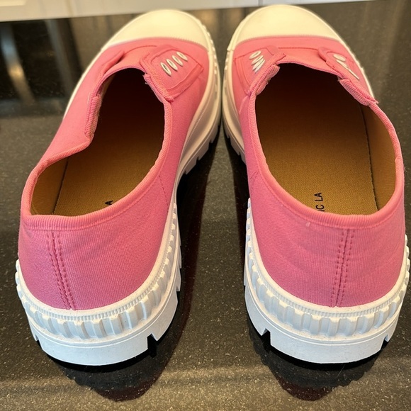 NWOT Pink Platform Sneakers - Picture 3 of 6
